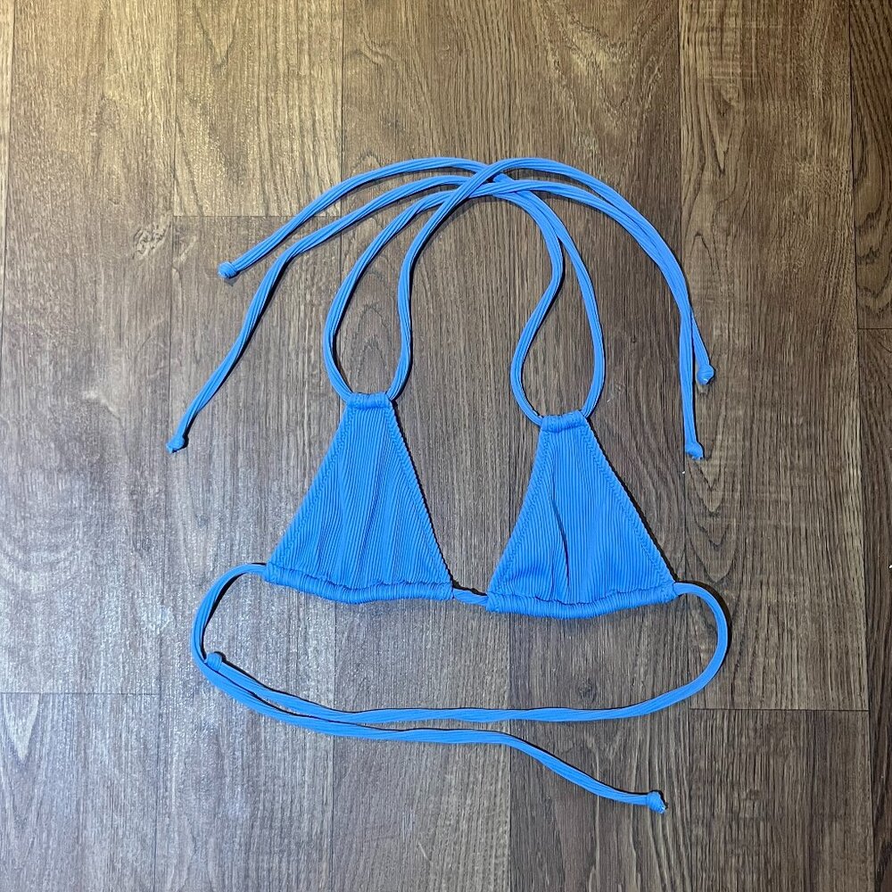 Kulani Kinis Breezy Blue Ribbed Slide Triangle Bikini Top - S